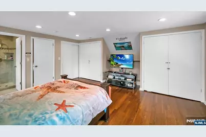 550 Englewood Avenue, Teaneck Township, NJ 07666 - Photo 25