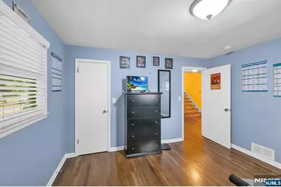 550 Englewood Avenue, Teaneck Township, NJ 07666 - Photo 21
