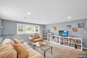 550 Englewood Ave, Teaneck Township, NJ 07666 - Photo 33