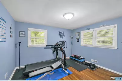 550 Englewood Avenue, Teaneck Township, NJ 07666 - Photo 19