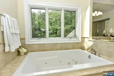 958 Arapaho Trail, Franklin Lakes, NJ 07417 - Photo 27