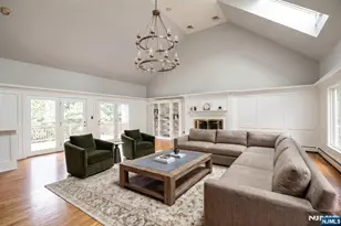 958 Arapaho Trail, Franklin Lakes, NJ 07417 - Photo 7