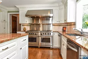 958 Arapaho Trail, Franklin Lakes, NJ 07417 - Photo 13
