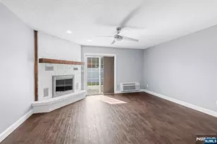 52 Reilly Ct, Hackensack, NJ 07601 - Photo 9