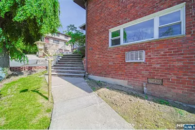 20 Shetland Lane, Palisades Park, NJ 07650 - Photo 3