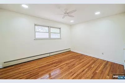 20 Shetland Lane, Palisades Park, NJ 07650 - Photo 21