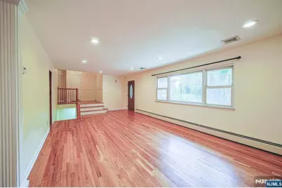 20 Shetland Lane, Palisades Park, NJ 07650 - Photo 9