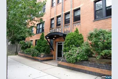 7427 Boulevard East A #a, North Bergen, NJ 07047 - Photo 1