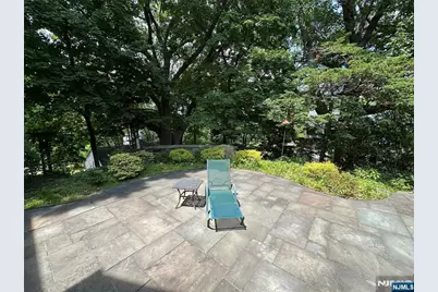 127 Howard Terrace, Leonia, NJ 07605 - Photo 33