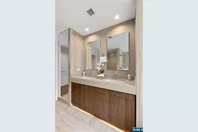 1200 Avenue At Port Imperial 414 #414, Weehawken, NJ 07086 - Photo 29