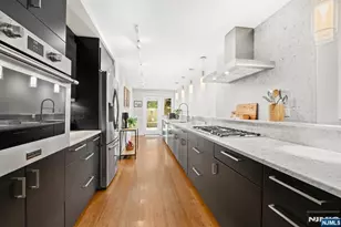 565 Jersey Ave 1, Jersey City, NJ 07302 - Photo 3
