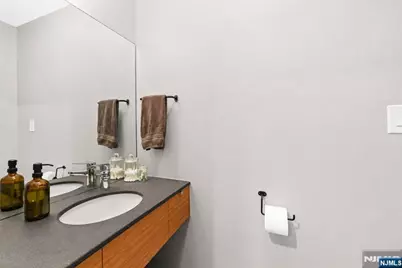 565 Jersey Avenue 1 #1, Jersey City, NJ 07302 - Photo 23