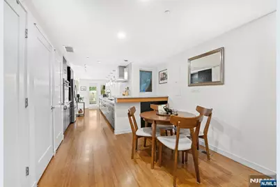 565 Jersey Avenue 1 #1, Jersey City, NJ 07302 - Photo 9