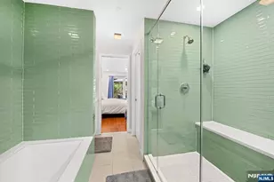 565 Jersey Ave 1, Jersey City, NJ 07302 - Photo 25