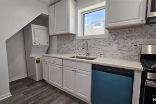 1624 Center Ave 2nd Floor, Fort Lee, NJ 07024 - Photo 9