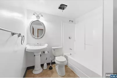 52 Adams Terrace, Clifton, NJ 07013 - Photo 29