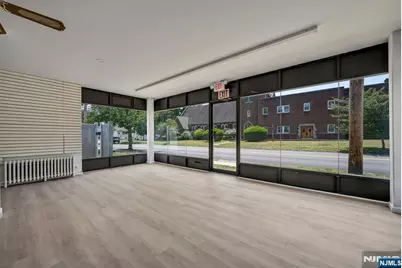 172 W Madison Avenue, Dumont, NJ 07628 - Photo 9