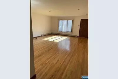 535 Hillside Avenue 1 #1, Palisades Park, NJ 07650 - Photo 3