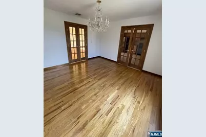 535 Hillside Avenue 1 #1, Palisades Park, NJ 07650 - Photo 5