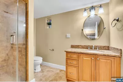 467 Summit, Hackensack, NJ 07601 - Photo 25