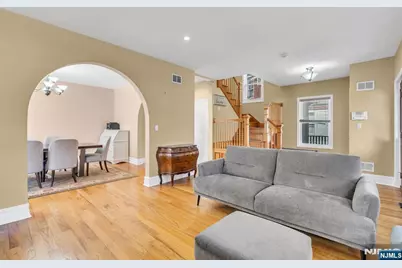 467 Summit, Hackensack, NJ 07601 - Photo 9