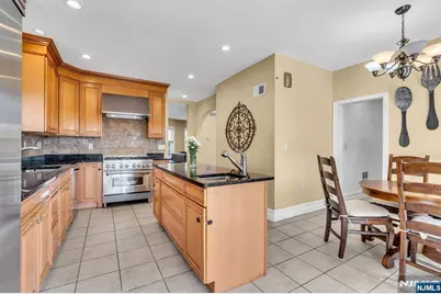 467 Summit, Hackensack, NJ 07601 - Photo 17