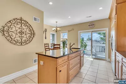 467 Summit, Hackensack, NJ 07601 - Photo 15