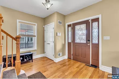 467 Summit, Hackensack, NJ 07601 - Photo 5