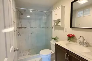 80 E Century Road 2, Paramus, NJ 07652 - Photo 7