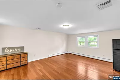 80 E Century Road 2 #2, Paramus, NJ 07652 - Photo 5