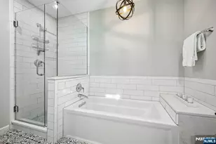 182 Clarken Dr 27, West Orange Township, NJ 07052 - Photo 23