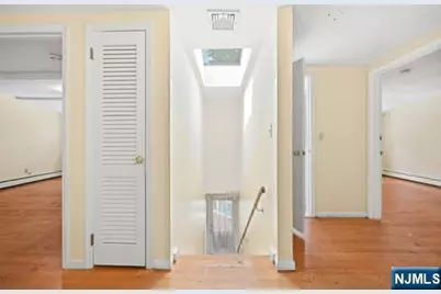 376 Lakeview Drive, Wyckoff Township, NJ 07481 - Photo 29