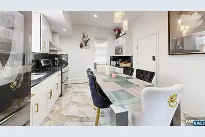 272-274 Parker Street, Newark, NJ 07104 - Photo 9
