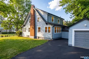 933 Maple Ave, Ridgefield, NJ 07657 - Photo 1