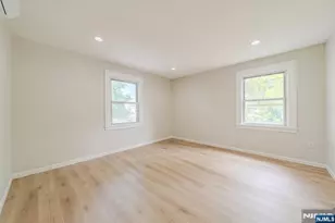 933 Maple Ave, Ridgefield, NJ 07657 - Photo 27