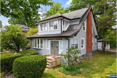 933 Maple Avenue, Ridgefield, NJ 07657 - Photo 3