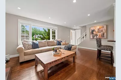 47 W Saddle River Road, Waldwick, NJ 07463 - Photo 5