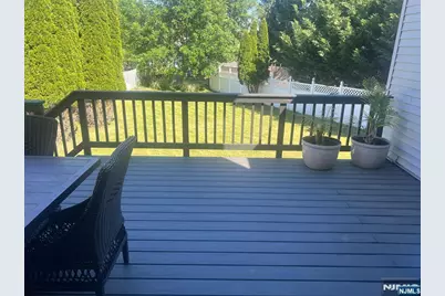 6 Cedar Street, Pompton Lakes, NJ 07442 - Photo 27