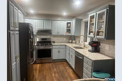 6 Cedar Street, Pompton Lakes, NJ 07442 - Photo 25