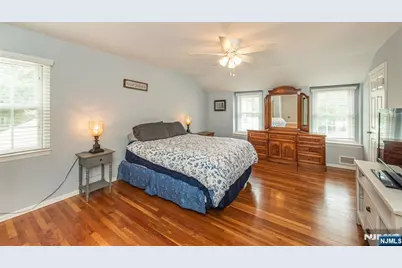 7 Natalie, West Caldwell, NJ 07006 - Photo 23