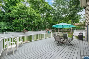 7 Natalie, West Caldwell, NJ 07006 - Photo 27