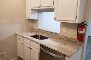 1337 Lavender Ct 1337, Mahwah, NJ 07430 - Photo 3