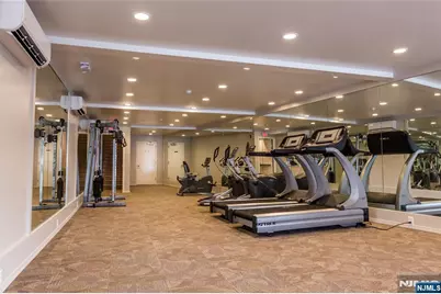 411 E Brinkerhoff Avenue 304 #304, Palisades Park, NJ 07650 - Photo 5