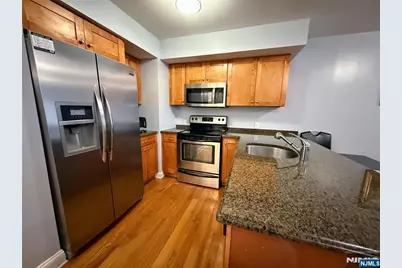411 E Brinkerhoff Avenue 410 #410, Palisades Park, NJ 07650 - Photo 7