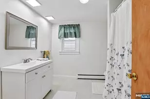 18 Patterson St, Harrison, NJ 07029 - Photo 29