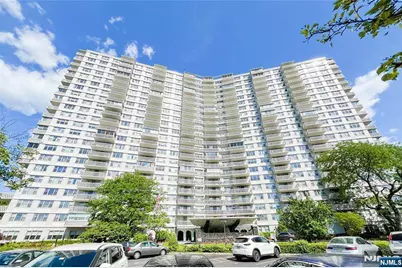 2100 Linwood Avenue 11T #11T, Fort Lee, NJ 07024 - Photo 1