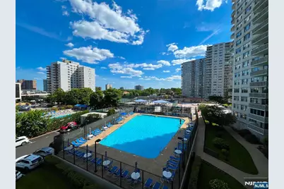 2100 Linwood Avenue 11T #11T, Fort Lee, NJ 07024 - Photo 3