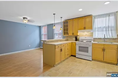 92 Windsor Street 1 #1, Kearny, NJ 07032 - Photo 5