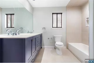 33 Green Valley Court, Secaucus, NJ 07094 - Photo 15