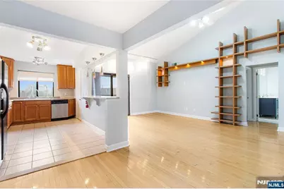 33 Green Valley Court, Secaucus, NJ 07094 - Photo 5